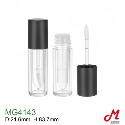 MG4143 Plastic lipgloss tube containers with brush